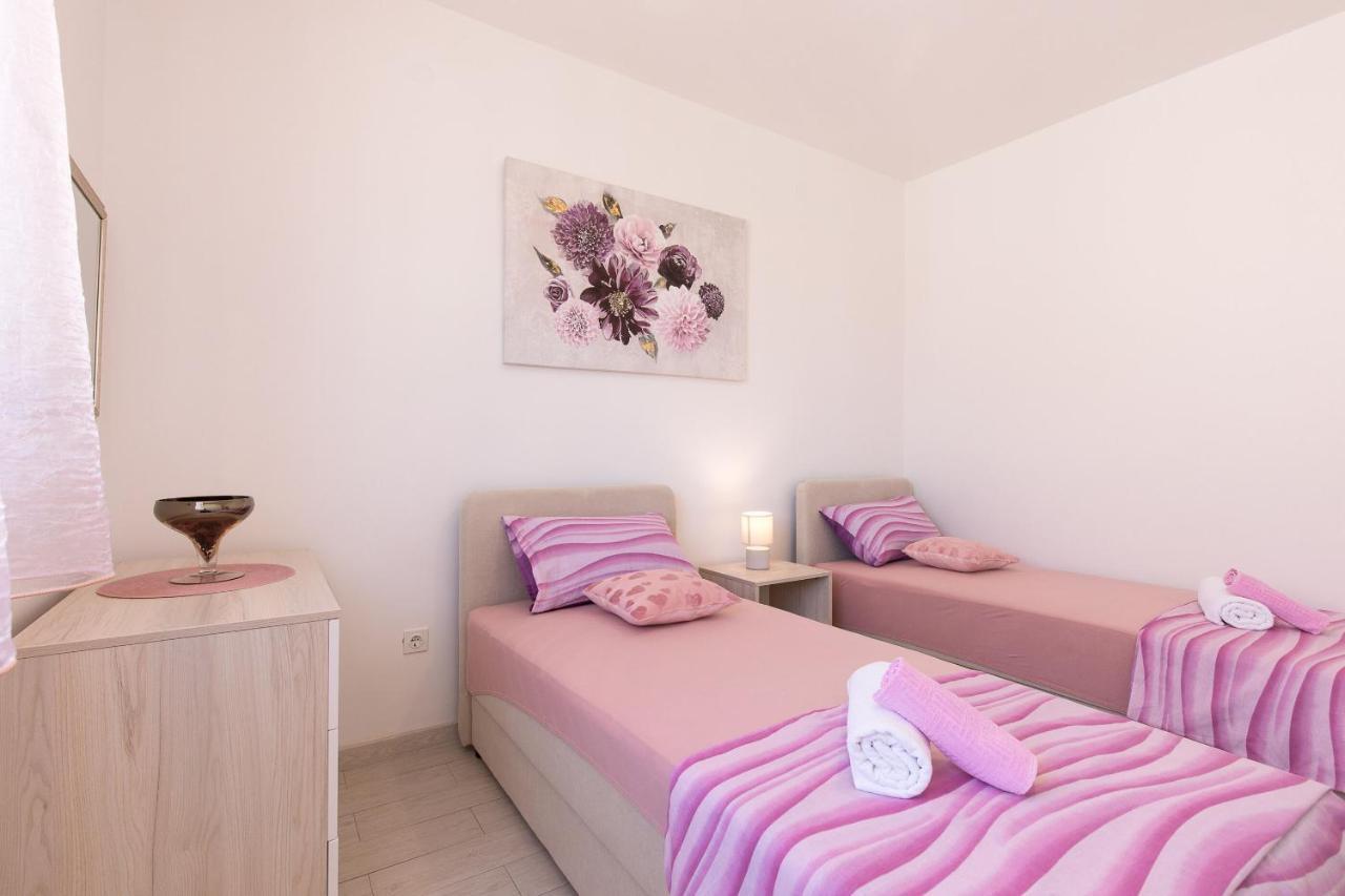 Apartment Oleander Punat Exterior foto